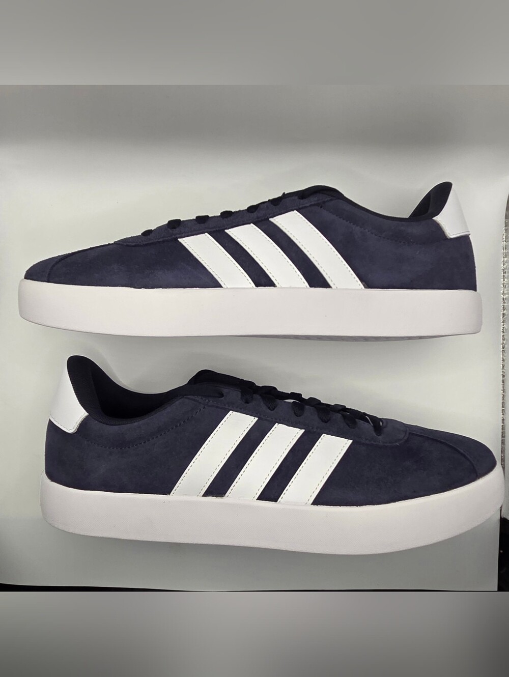 adidas Vl COURT 3.0. Navy Suede Sneakers with White Stripes